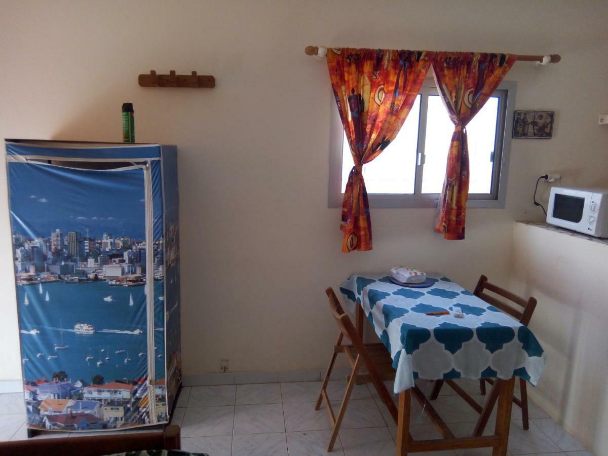 Chez Max Et Khady Daire Dakar Dış mekan fotoğraf